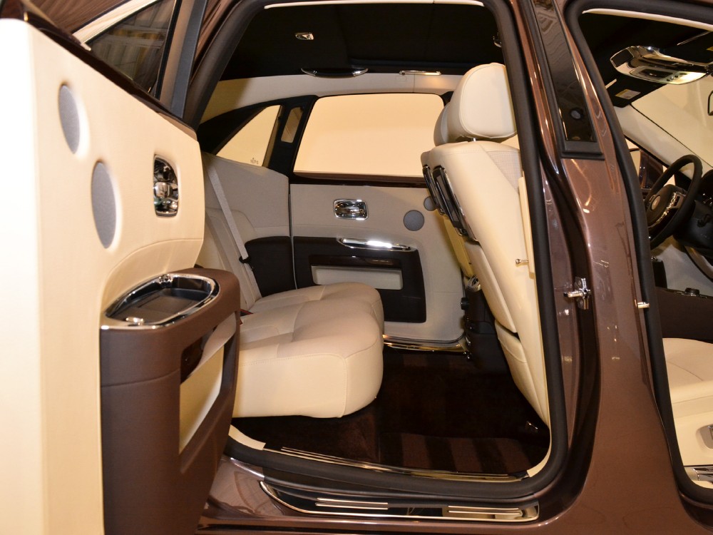 2011 Rolls-Royce Ghost Image 20