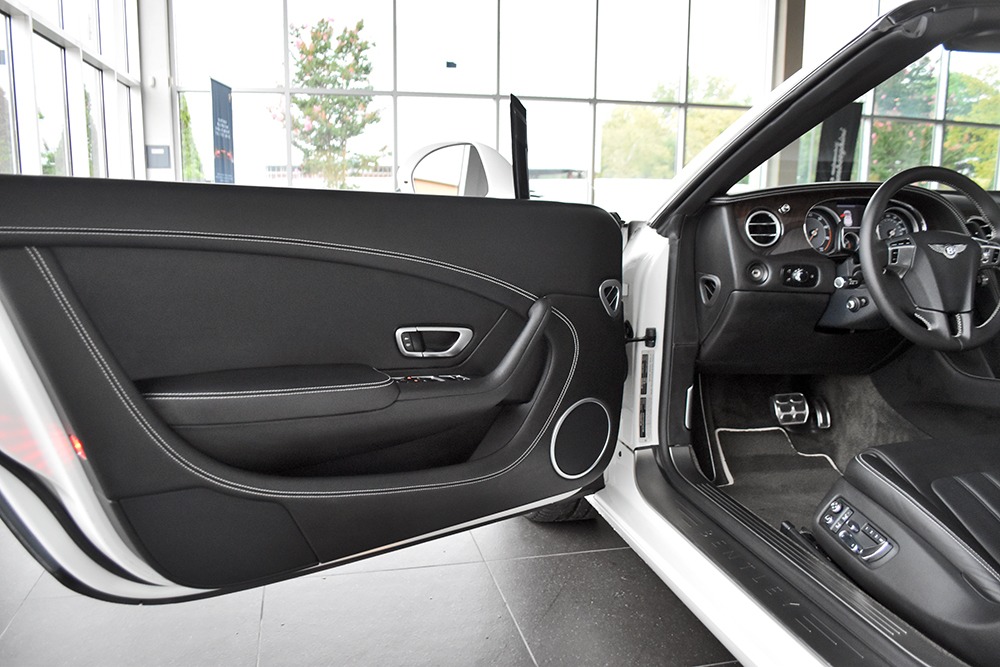 2013 Bentley Continental GT V8 Convertible Image 9