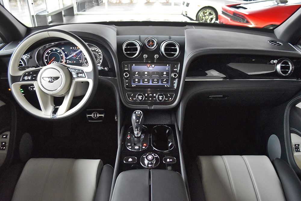 2019 Bentley Bentayga V8 Image 9