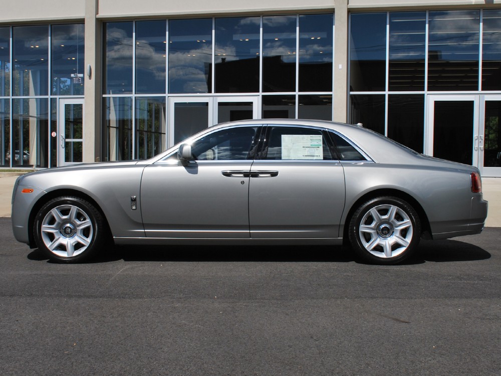 2011 Rolls-Royce Ghost Image 12
