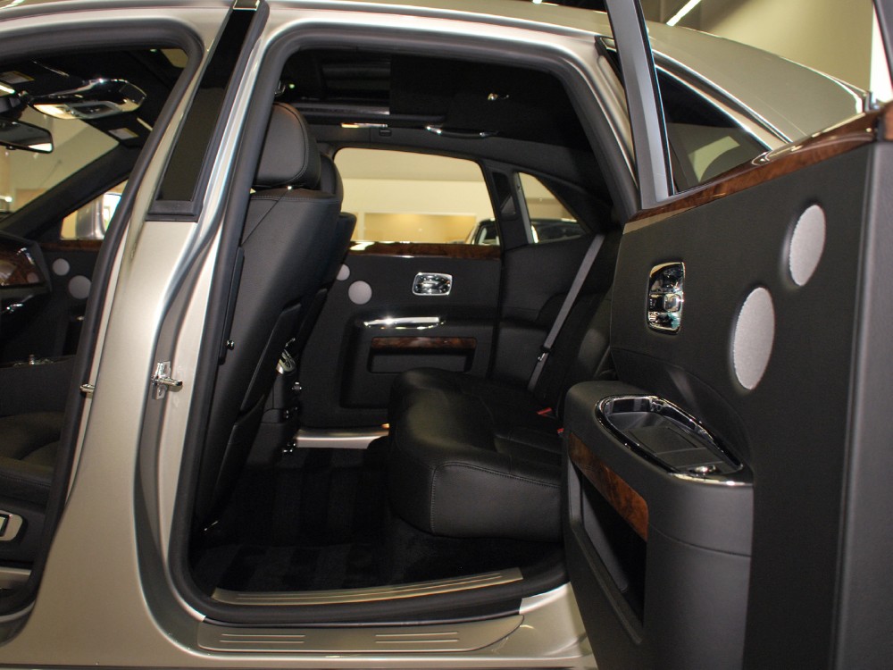 2011 Rolls-Royce Ghost Image 18