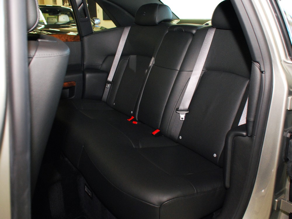 2011 Rolls-Royce Ghost Image 19