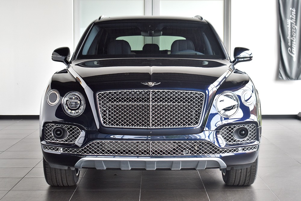 2020 Bentley Bentayga Hybrid Image 13