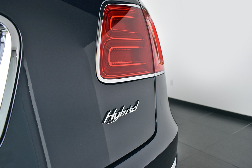 2020 Bentley Bentayga Hybrid Image 14