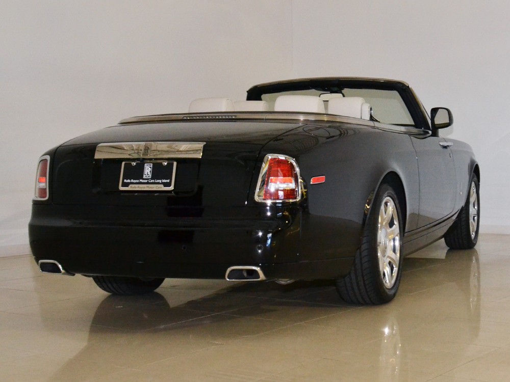 2011 Rolls-Royce Phantom Drophead Coupe Image 2