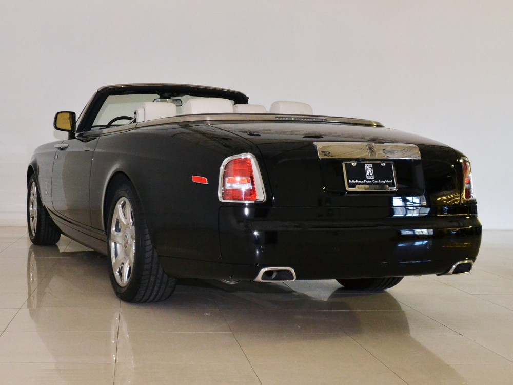 2011 Rolls-Royce Phantom Drophead Coupe Image 8