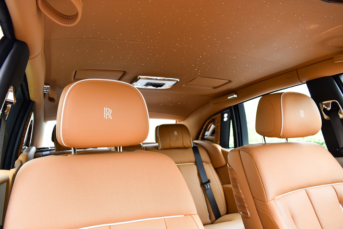 2019 Rolls-Royce Phantom Sedan Image 12