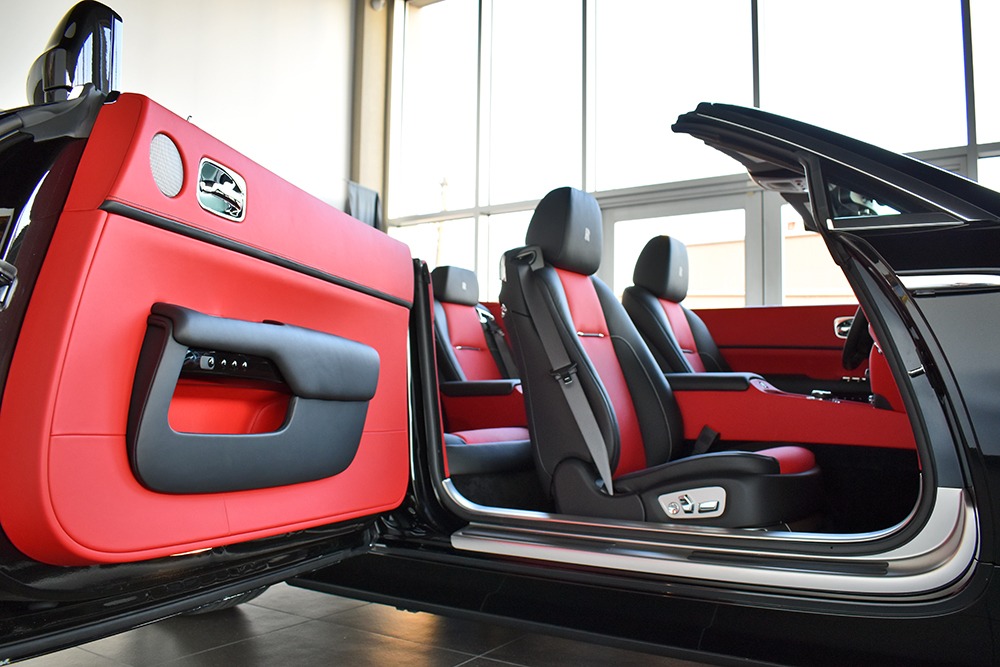 2019 Rolls-Royce Dawn Image 4