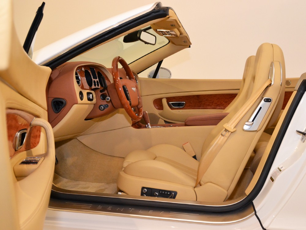 2007 Bentley Continental GT Convertible Image 21