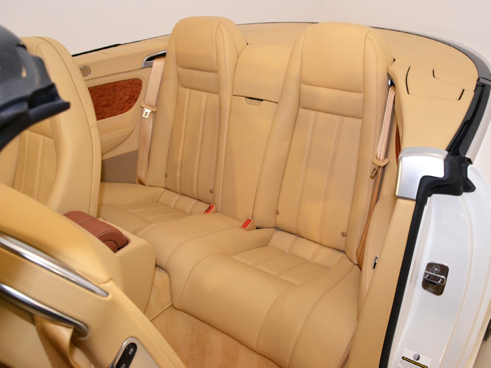 2007 Bentley Continental GT Convertible Image 23