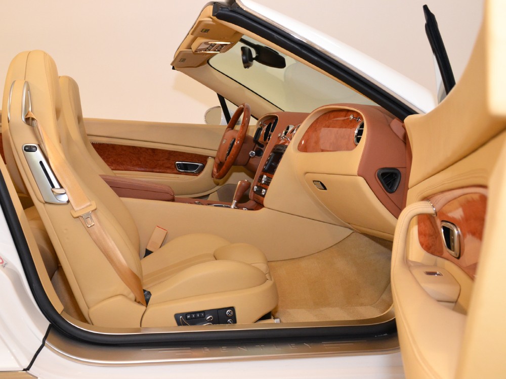 2007 Bentley Continental GT Convertible Image 25