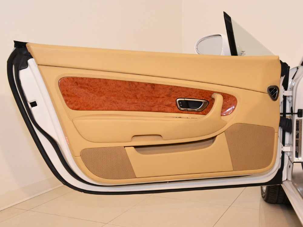 2007 Bentley Continental GT Convertible Image 26
