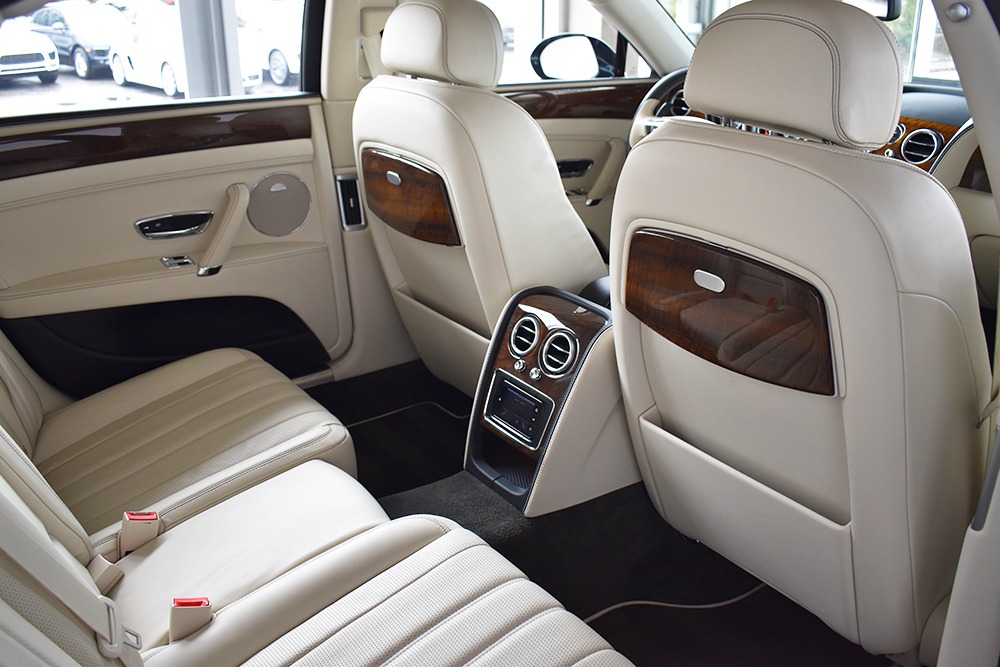 2015 Bentley Flying Spur Image 11
