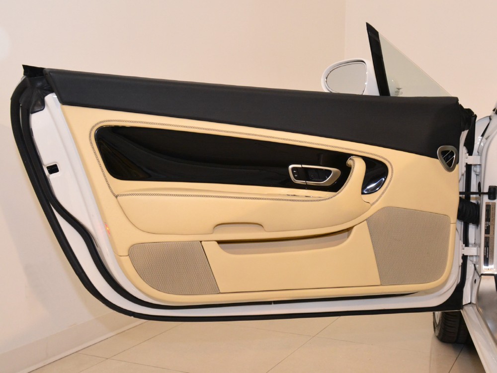 2008 Bentley Continental GT Convertible Image 26