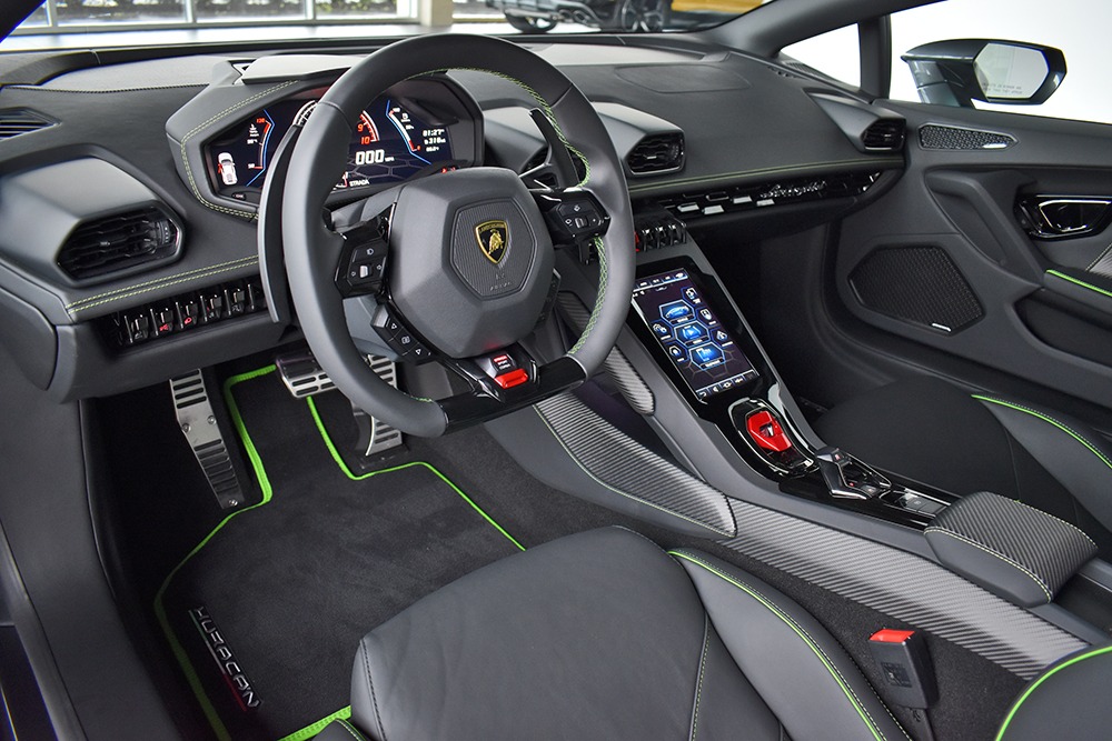 2020 Lamborghini Huracan Image 3