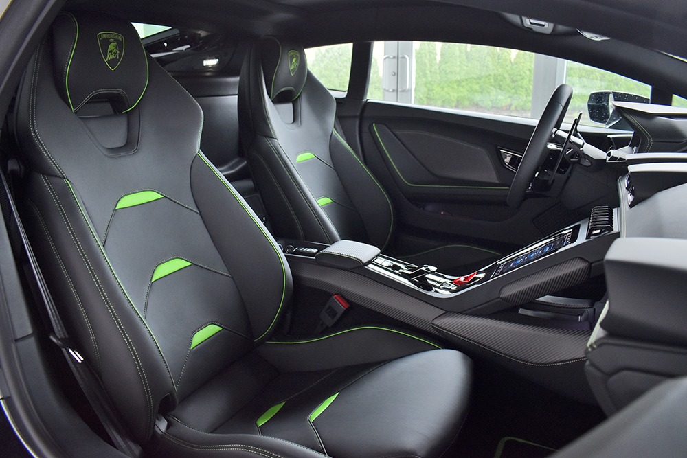 2020 Lamborghini Huracan Image 4