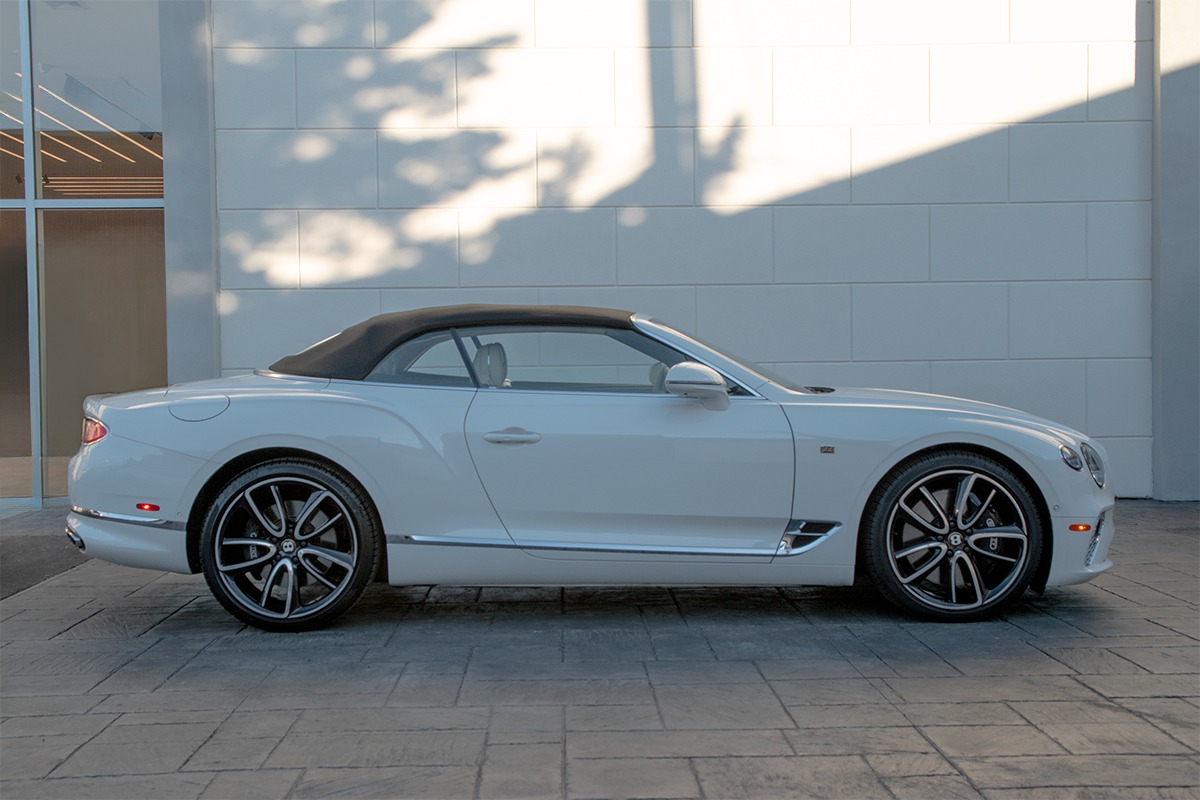 2020 Bentley Continental GT V8 Convertible Image 10