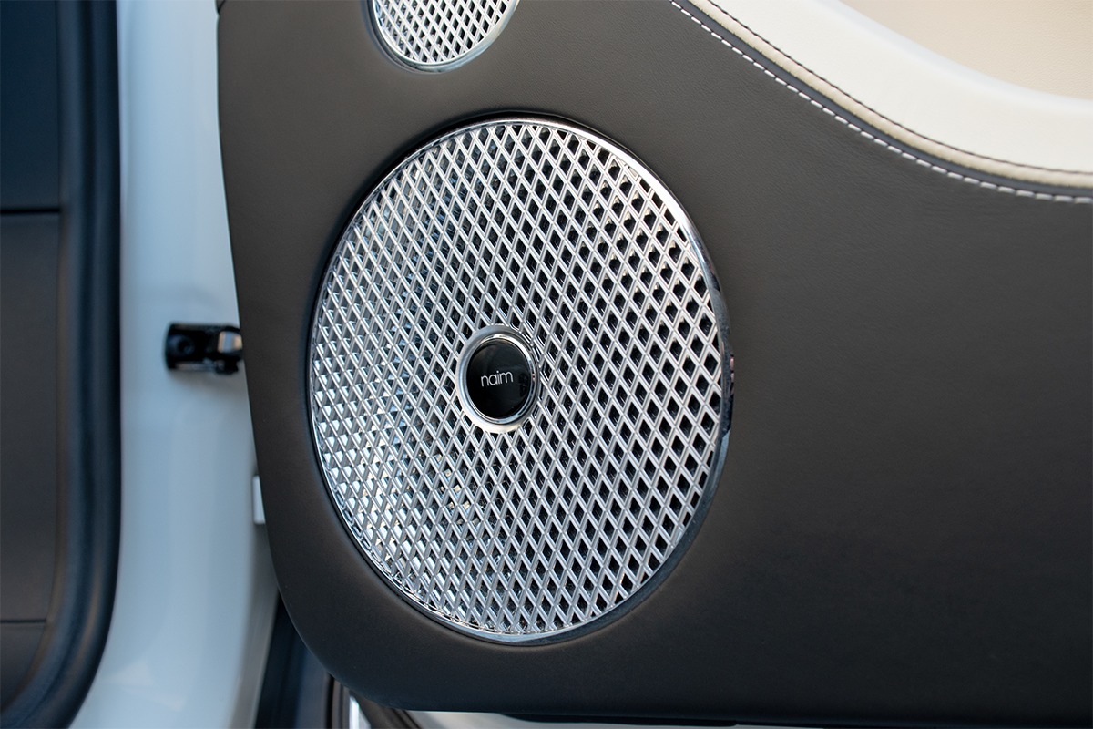 2020 Bentley Continental GT V8 Convertible Image 16