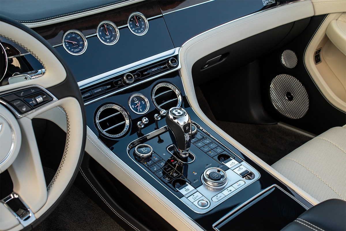 2020 Bentley Continental GT V8 Convertible Image 18
