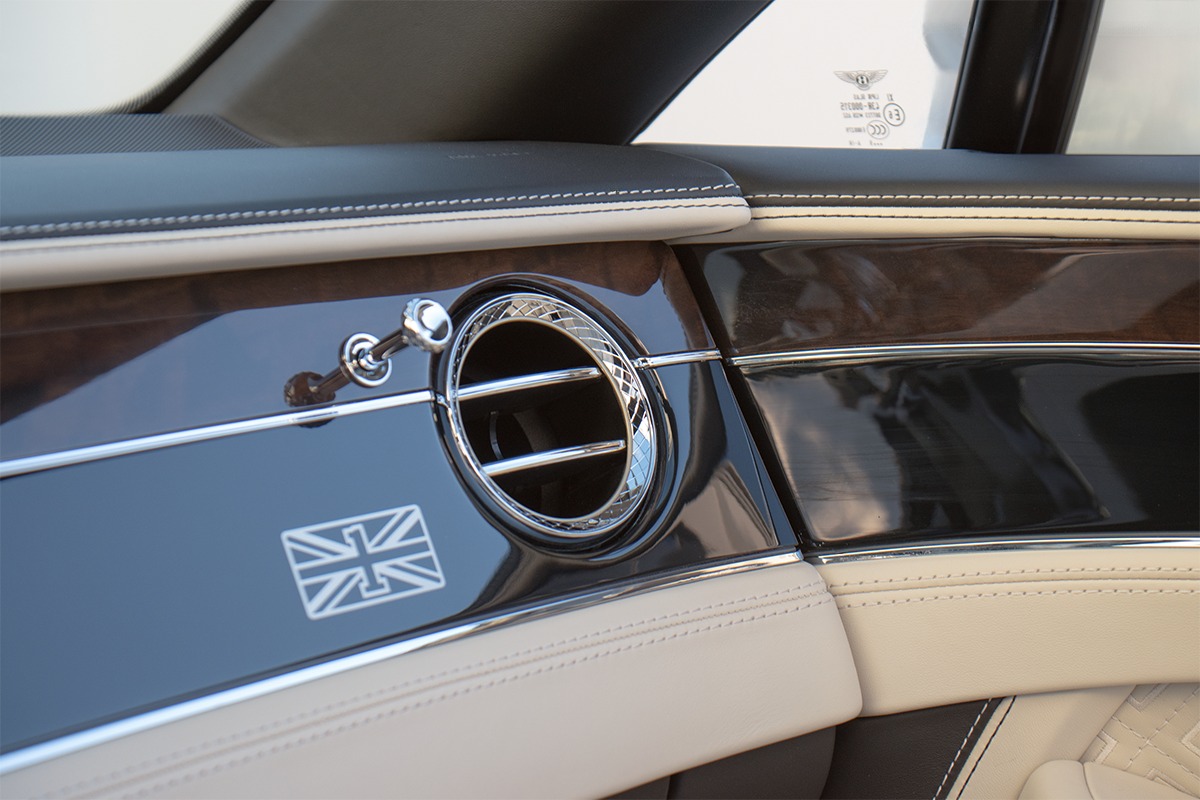 2020 Bentley Continental GT V8 Convertible Image 20