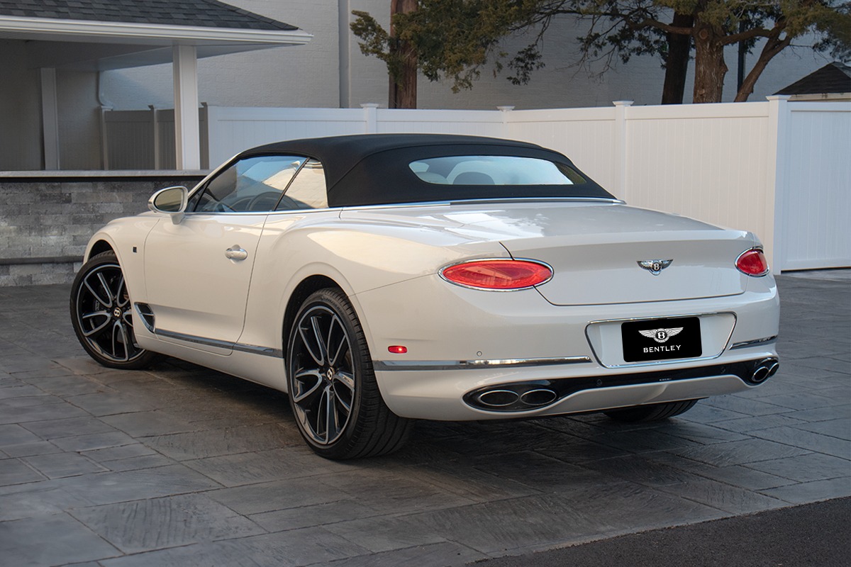 2020 Bentley Continental GT V8 Convertible Image 32