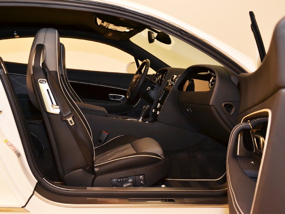 2010 Bentley Continental GT Image 17