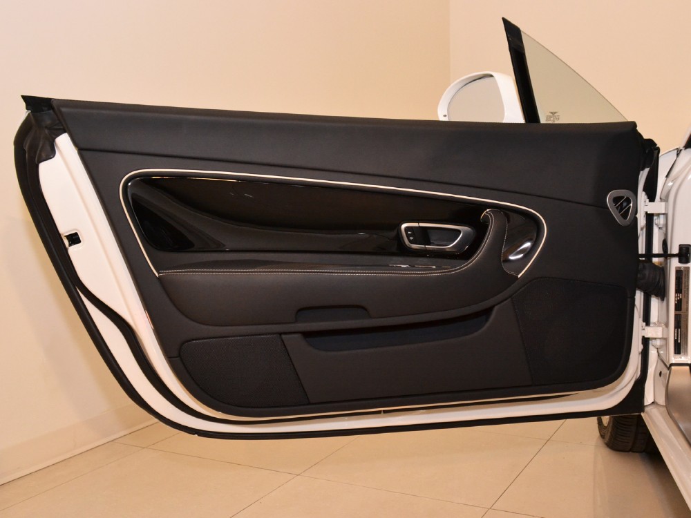 2010 Bentley Continental GT Image 18
