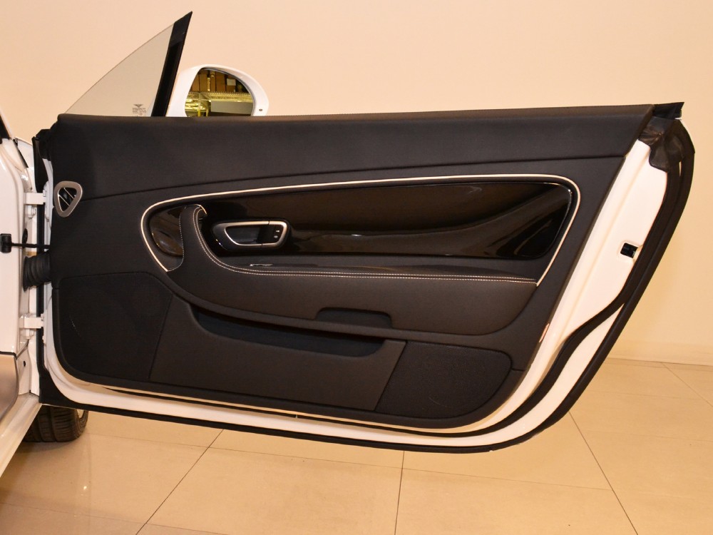 2010 Bentley Continental GT Image 19