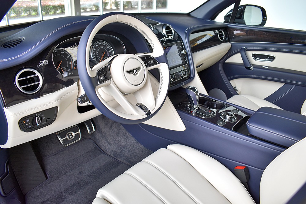 2020 Bentley Bentayga V8 Image 6