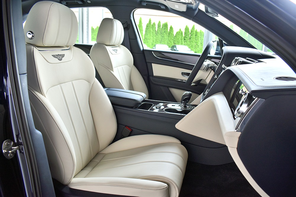 2020 Bentley Bentayga V8 Image 7