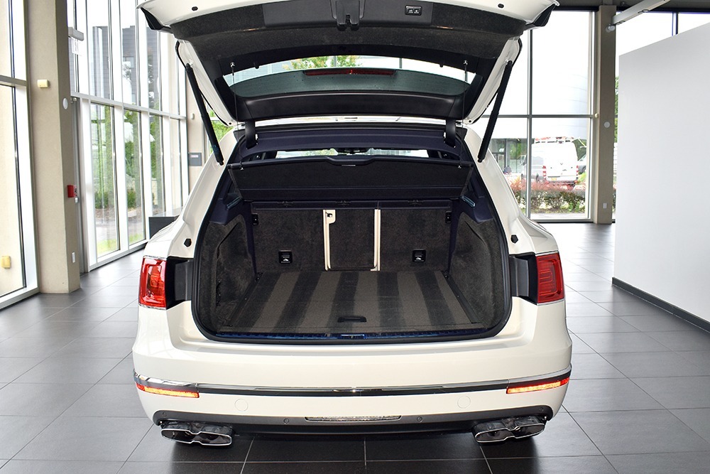 2020 Bentley Bentayga V8 Image 13