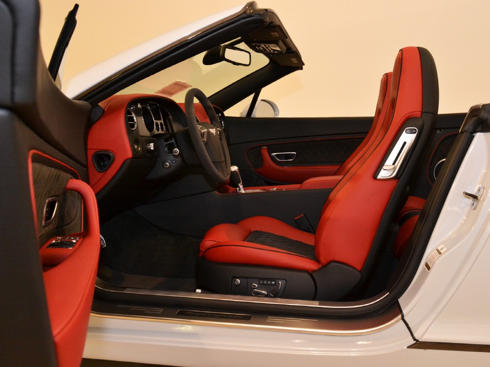 2012 Bentley Continental Supersports Convertible Image 16