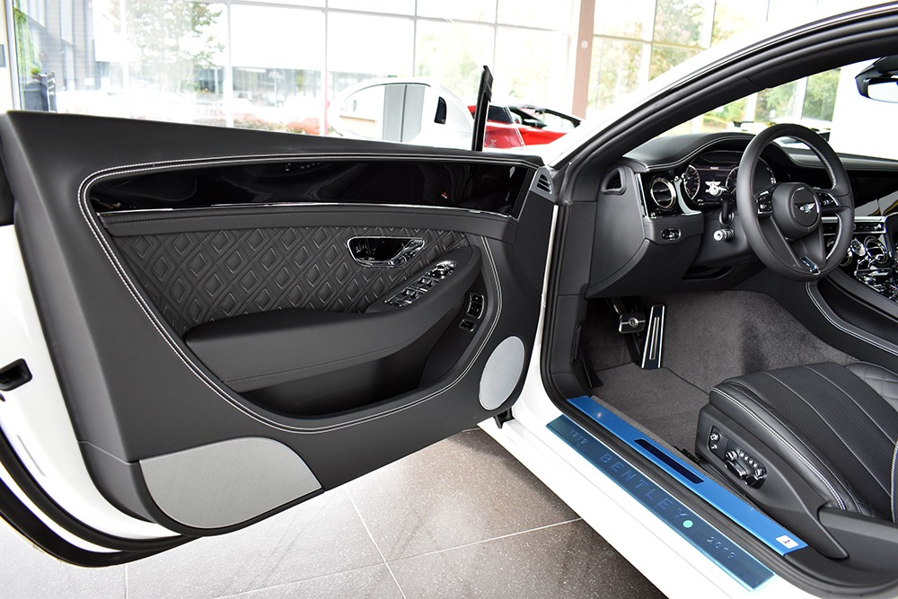 2020 Bentley Continental GT V8 Image 6