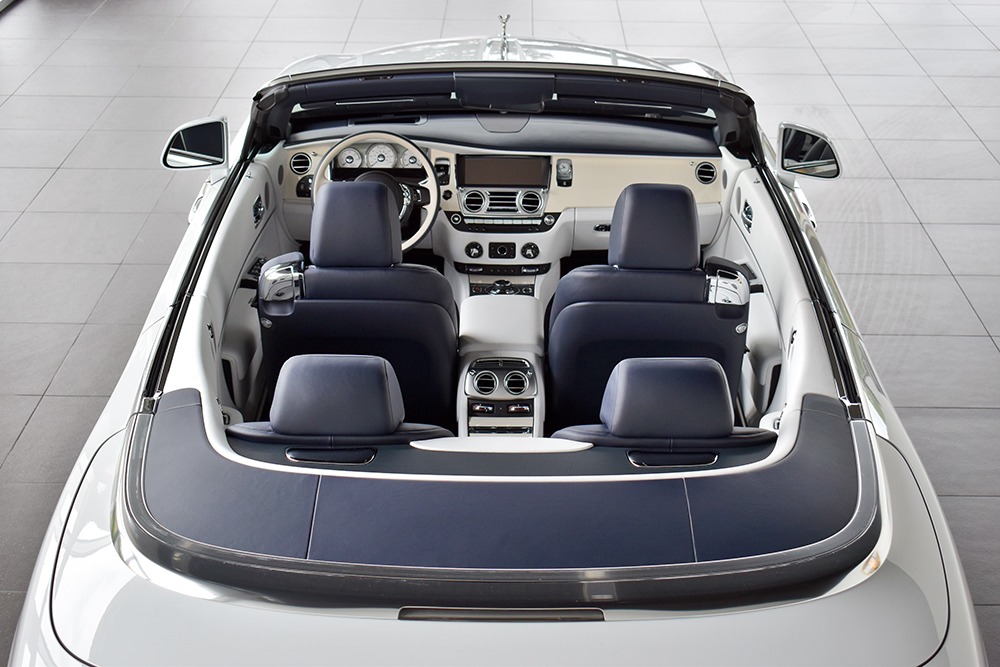 2019 Rolls-Royce Dawn Image 13