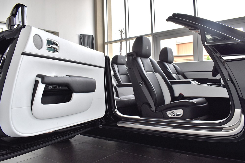 2019 Rolls-Royce Dawn Image 4