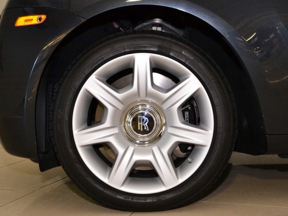 2011 Rolls-Royce Ghost Image 4