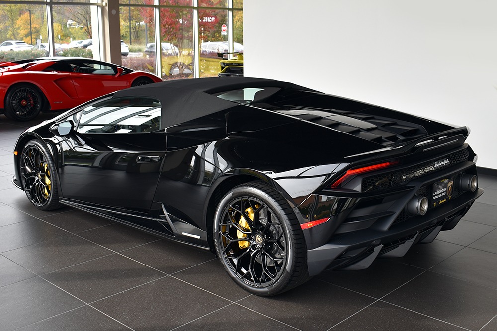 2020 Lamborghini Huracan Image 3