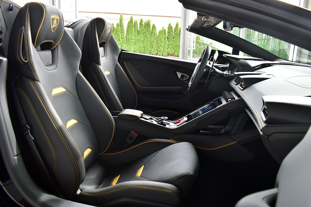 2020 Lamborghini Huracan Image 5