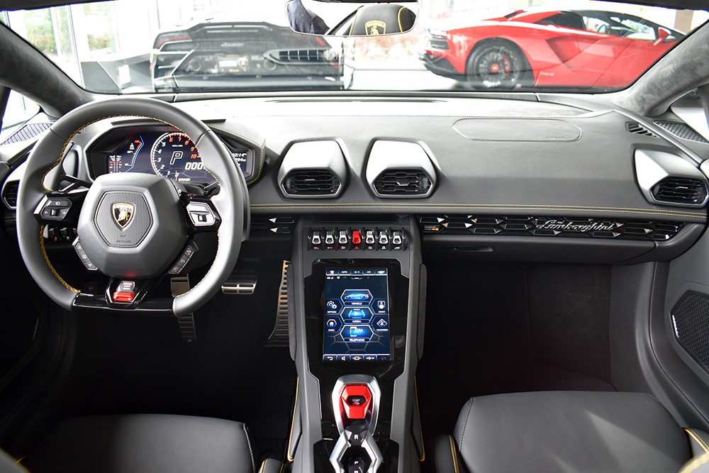 2020 Lamborghini Huracan Image 9