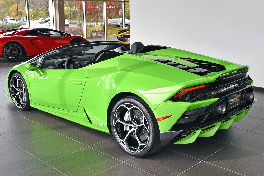 2020 Lamborghini Huracan Image 2