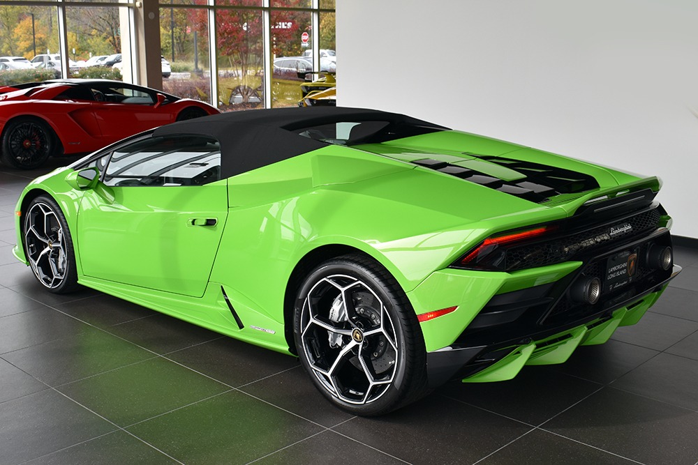 2020 Lamborghini Huracan Image 3