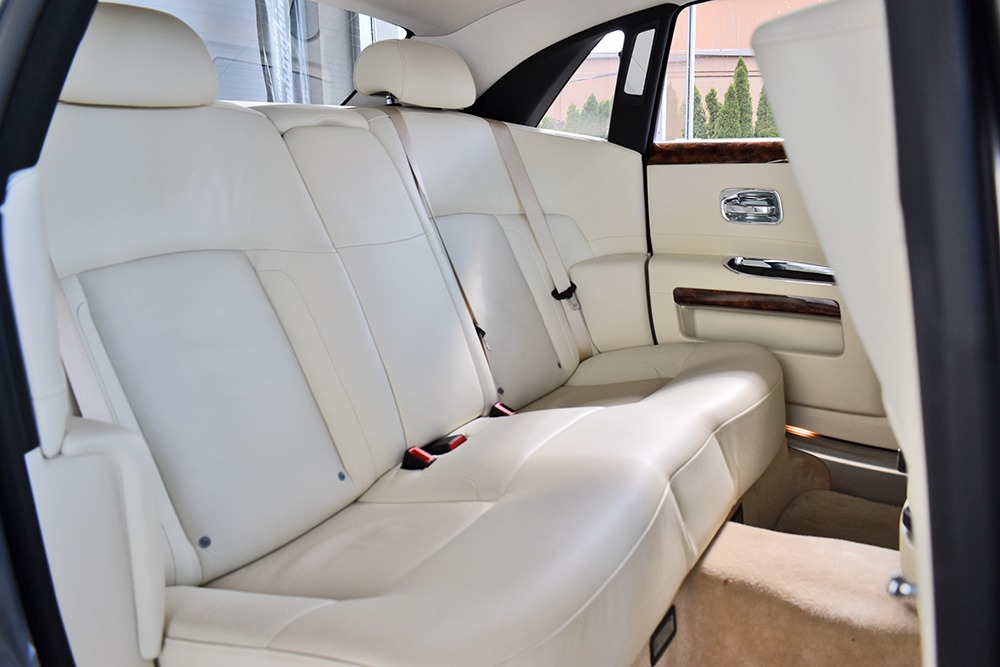 2010 Rolls-Royce Ghost Image 9
