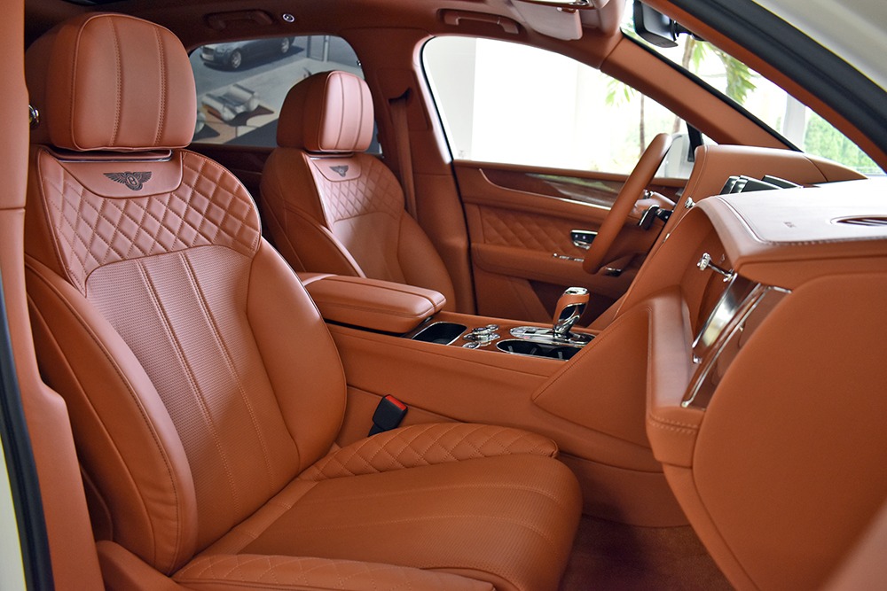 2020 Bentley Bentayga V8 Image 4