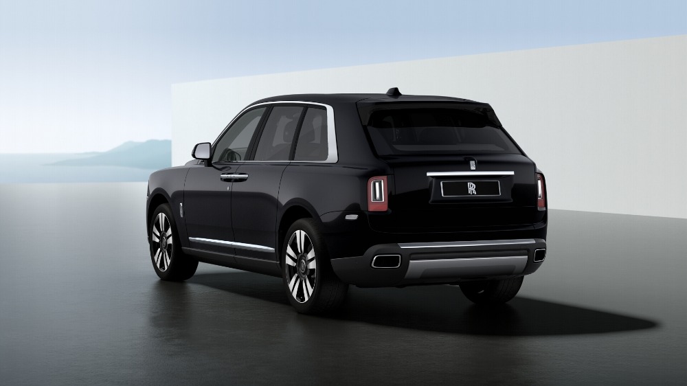 2020 Rolls-Royce Cullinan Image 2