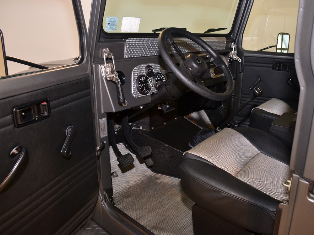 1971 Toyota TLC ICON FJ40 Image 3