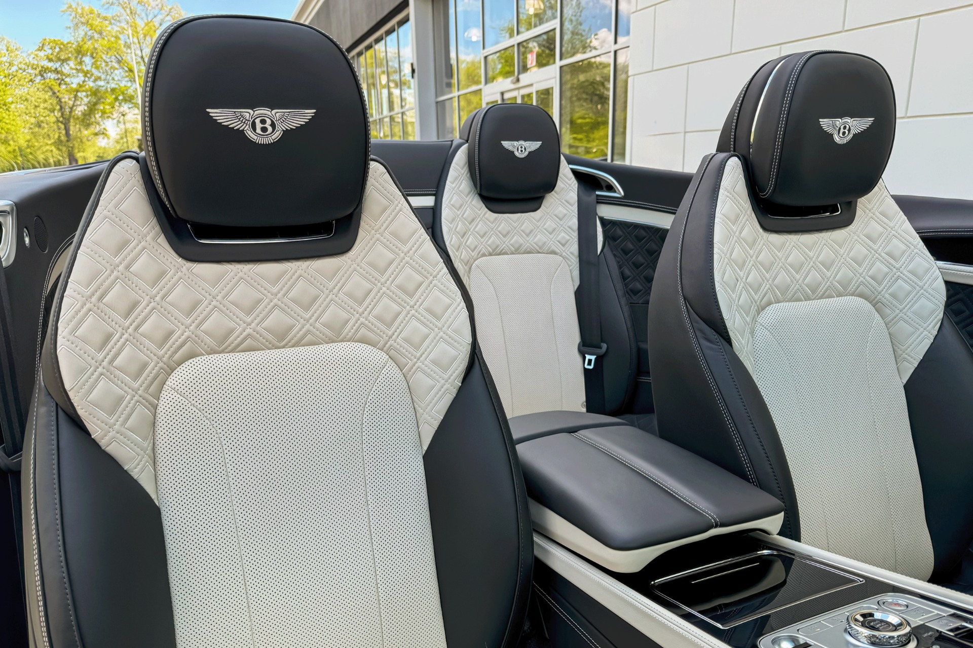 2020 Bentley Continental GT V8 Convertible Image 12