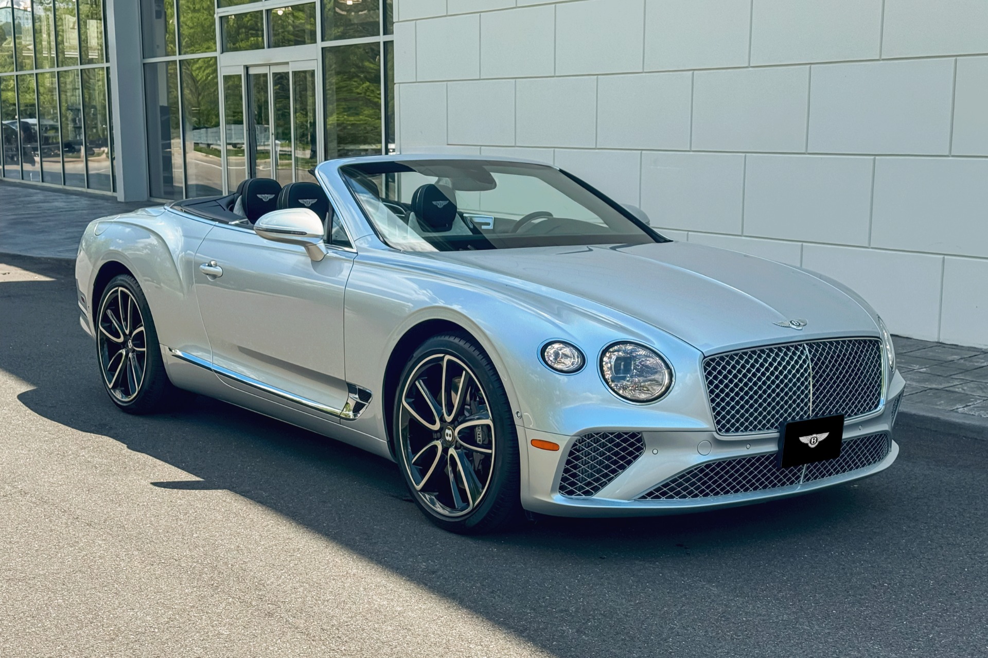 2020 Bentley Continental GT V8 Convertible Image 16