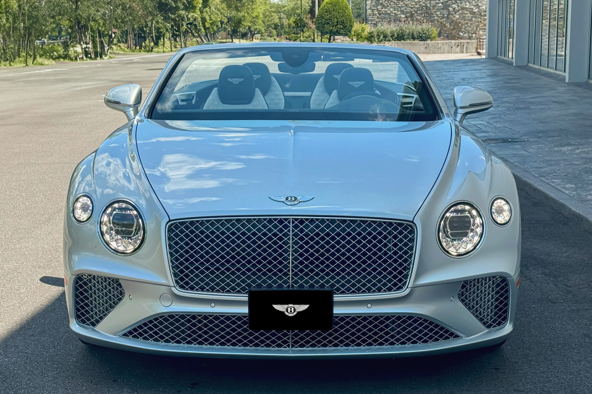 2020 Bentley Continental GT V8 Convertible Image 17