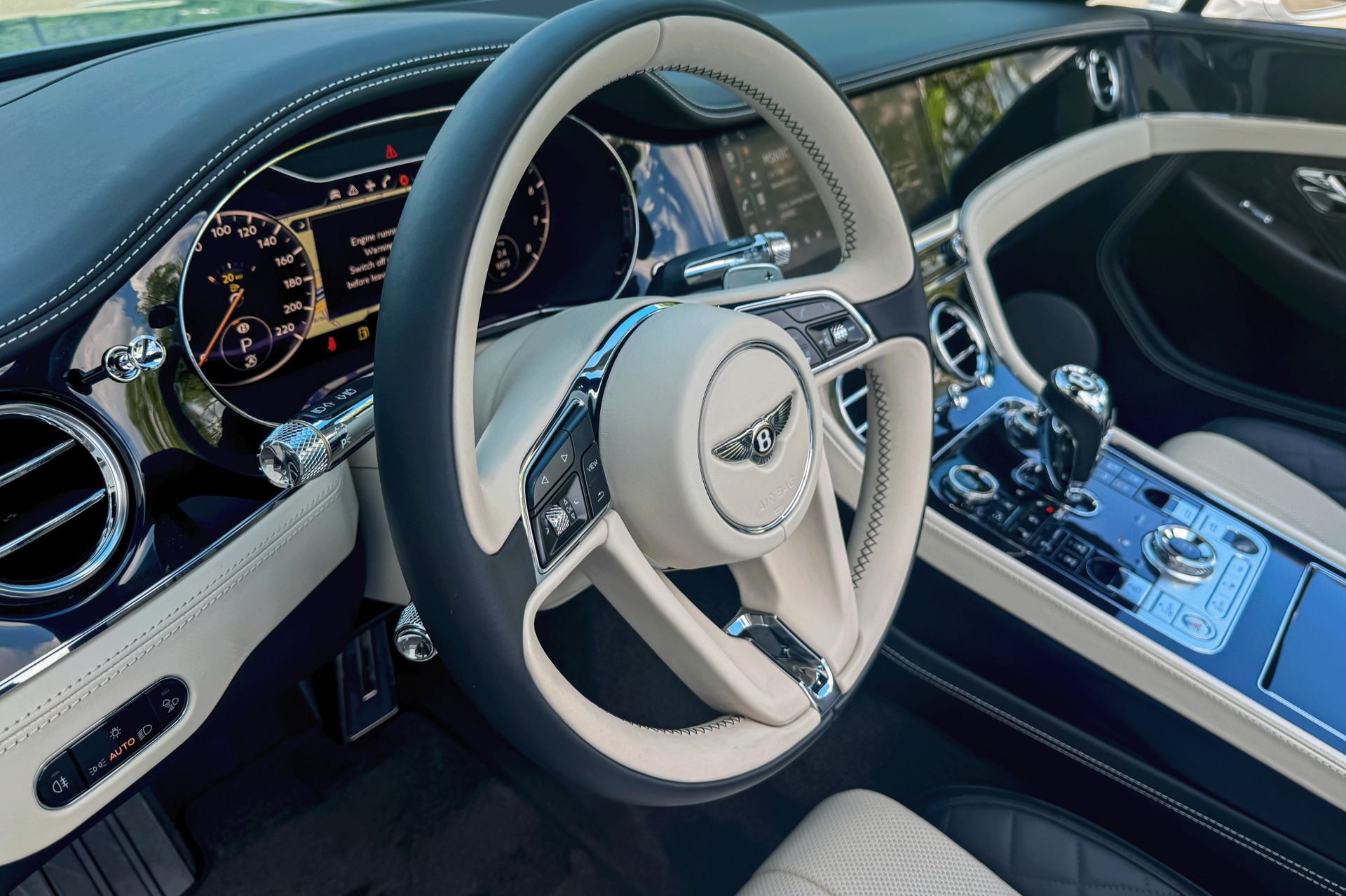 2020 Bentley Continental GT V8 Convertible Image 8