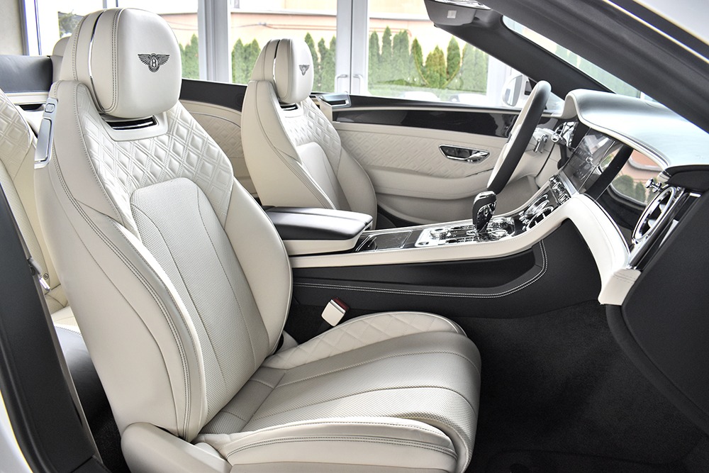 2020 Bentley Continental GT V8 Convertible Image 5